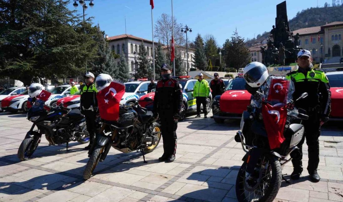 Kastamonu İl Emniyet Müdürlüğü’ne hibe edilen 32 yeni araç törenle teslim edildi Kastamonu İl Emniyet Müdürlüğü’ne hibe edilen 32 yeni araç düzenlenen