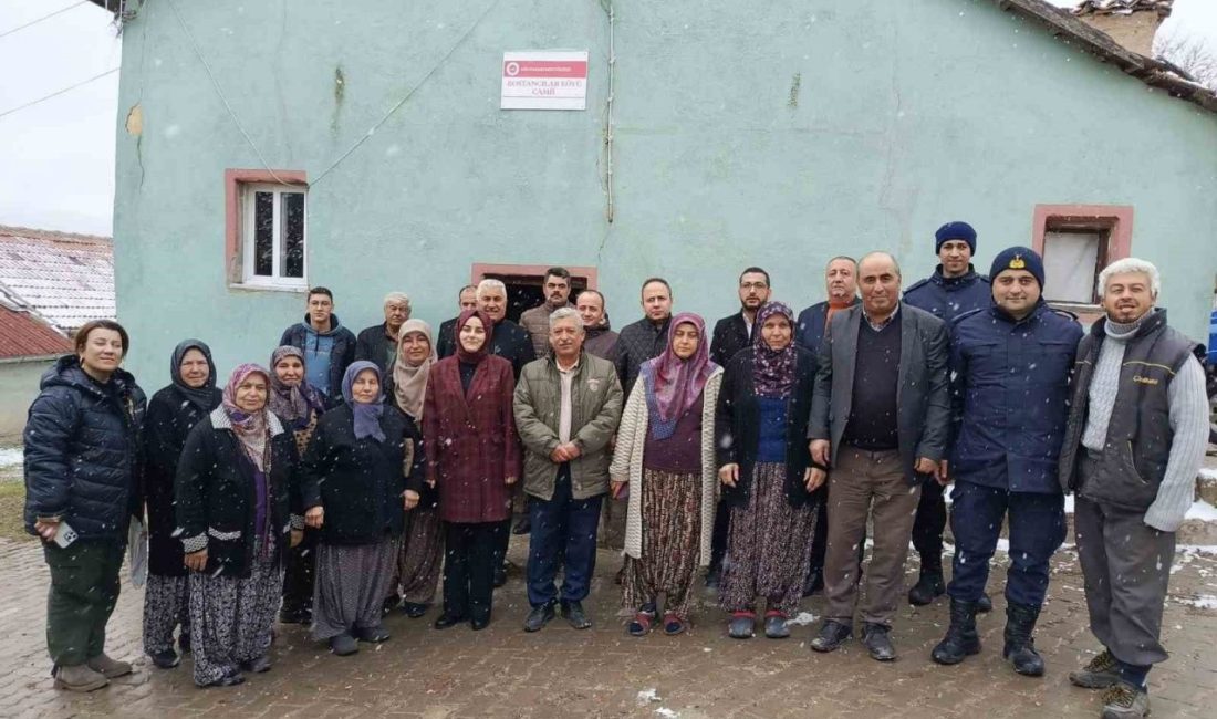 Kaymakam köy sakinleri ile bir araya geldi Gölpazarı Kaymakamı Feyza Nur Kılıç, İncirli Köyün’de vatandaşlarla bir araya