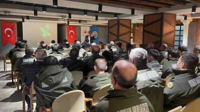 Düzce’de kenevir yetiştiriciliği ve kaçak avlanmanın önlenmesi eğitimi verildi. Düzce