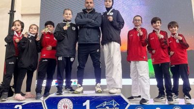 Bursa’da yapılan İller Arası Karate Ligi 2. Etap müsabakalarına katılan