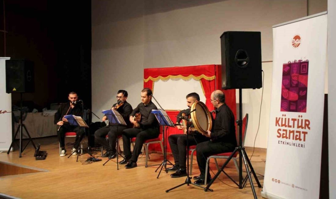 Minikler gölge oyunu ve konserle keyif dolu bir Ramazan akşamı yaşadı Sakarya Büyükşehir Belediyesi Ramazan Kültür Takvimi çerçevesinde Akyazı SGM’de Kent