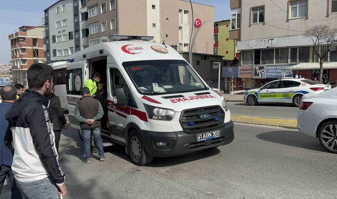 Kocaeli’nin Darıca ilçesinde cadde üzerinde karşıdan karşıya geçmeye çalışan kadına