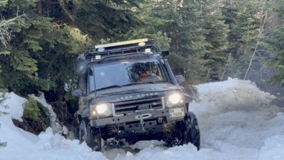 Düzce’de Üniversite öğrencileri off-road araçlarıyla sezonun son karını görmek için