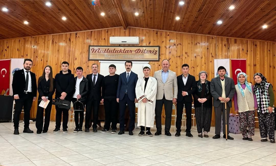 Öğrenciler Mudurnu’yu yakından öğreniyor Bolu’nun Mudurnu ilçesinde, öğrenciler ilçenin tarihi, kültürel değerleri ve doğal