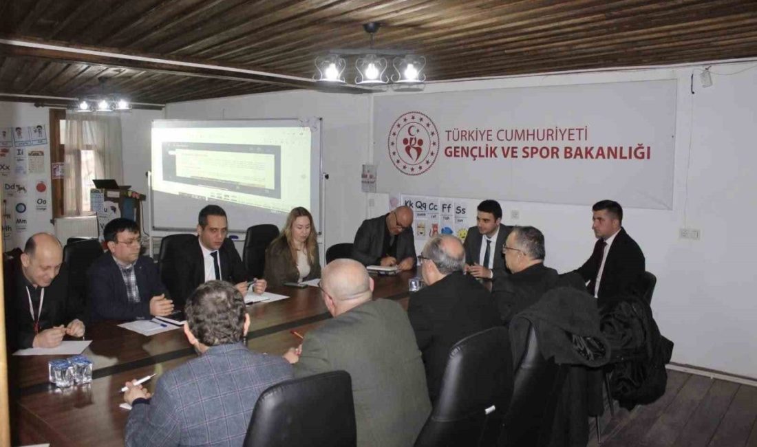 Bilecik’in Osmaneli Kaymakamı Abdüssamed Kılıç’ın başkanlığında ‘Gençlik Çalışmaları Koordinasyon’ toplantısı