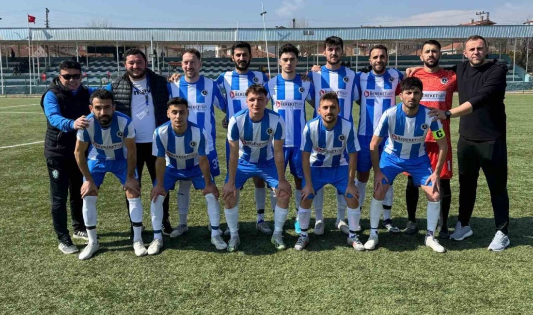 Pazaryerispor şampiyonluğa adım adım ilerliyor Bilecik 1 Amatör B Grubunda mücadele eden Pazaryerispor kendi evinde