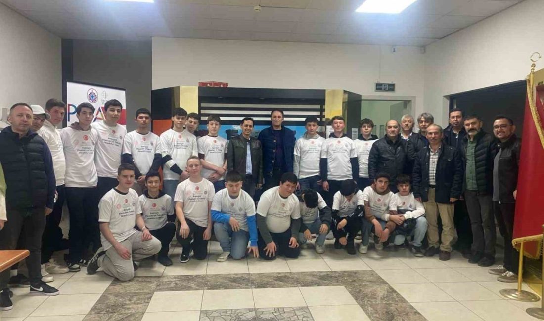 PISA sınavına hazırlanan öğrenciler için iftar programı Bozüyük Mesleki ve Teknik Anadolu Lisesi’nde 2025 Uluslararası Öğrenci Değerlendirme