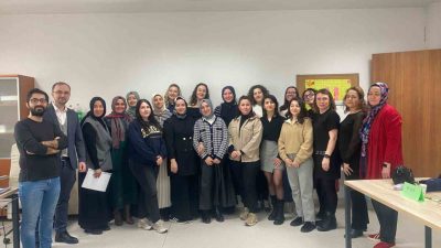 DÜZCE(İHA) – Düzce Sağlık Müdürlüğü tarafından düzenlenen üreme ve cinsel