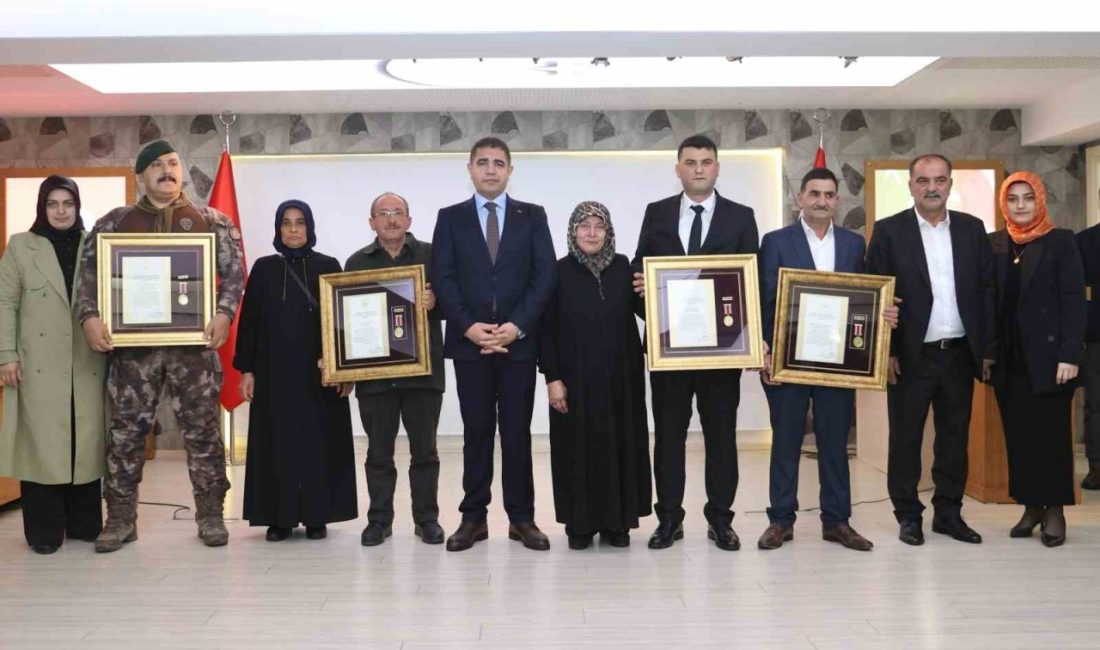 Cumhurbaşkanı Recep Tayyip Erdoğan’ın himayelerinde, gazilere ve şehit ailelerine takdim