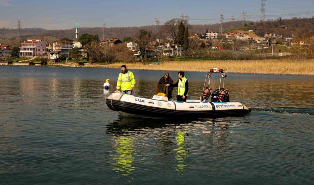 Sapanca Gölü’nün suyu her ay 31 farklı numuneyle kontrol ediliyor SASKİ, Sapanca Gölü’nden düzenli olarak aldığı su numuneleriyle içme suyu