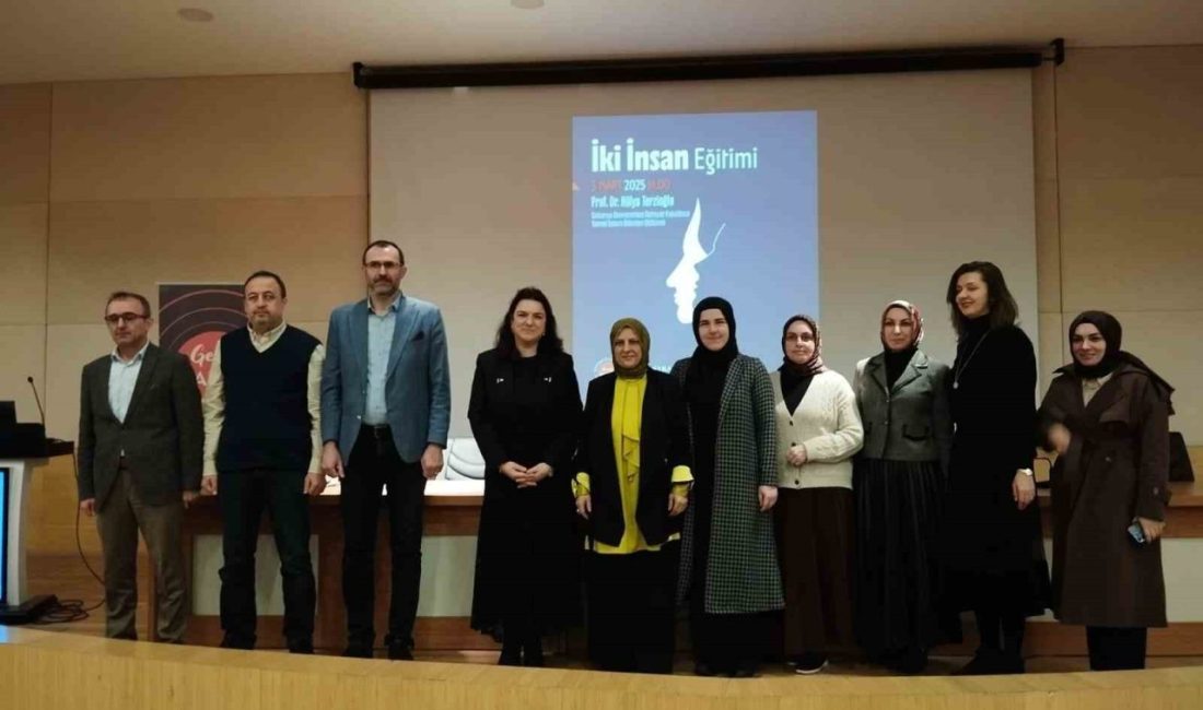 Sakarya Üniversitesi (SAÜ) İlahiyat Fakültesi’nde “İki İnsan” eğitim programı çerçevesinde