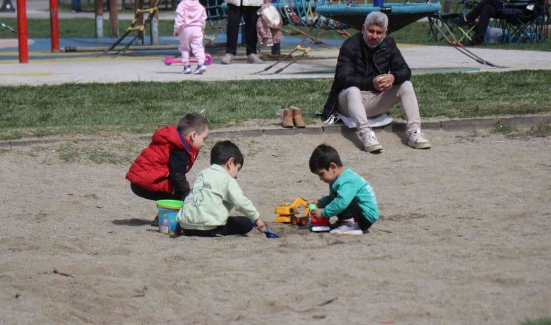 Sakarya’da havaların ısınmaya başlamasıyla beraber bazı vatandaşlar soluğu yeşil alan