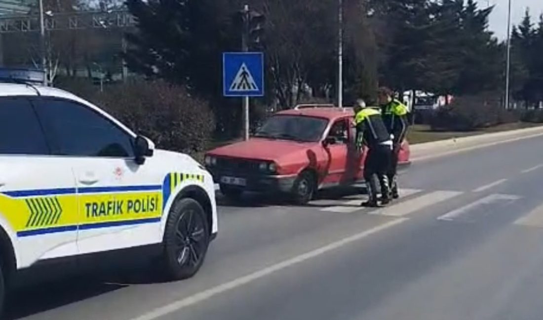 Bolu’da D-100 karayolunda ters şeritten ilerleyen 89 yaşındaki sürücü idaresindeki