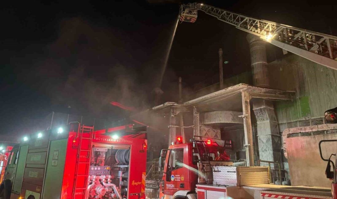 Tırsan’da korkutan yangın Sakarya’nın Arifiye ilçesinde bulunan Tırsan Fabrikası’nın boyahane kısmında yangın çıktı.