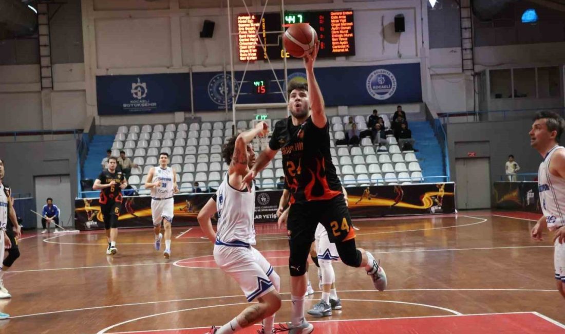 Türkiye Basketbol 2. Ligi Play-Off Eleme Turu 1. maçında Kocaeli