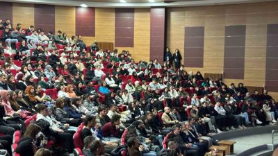 Türkiye’nin ilk deneyimsel test pilotu Murat Özpala, Kastamonu Üniversitesi’nde düzenlenen