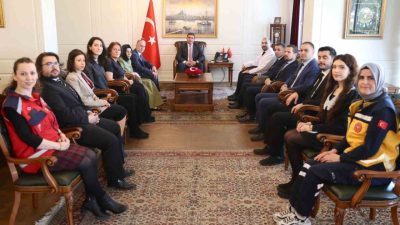 DÜZCE(İHA) – Düzce Valisi Selçuk Aslan, 14 Mart Tıp Bayramı