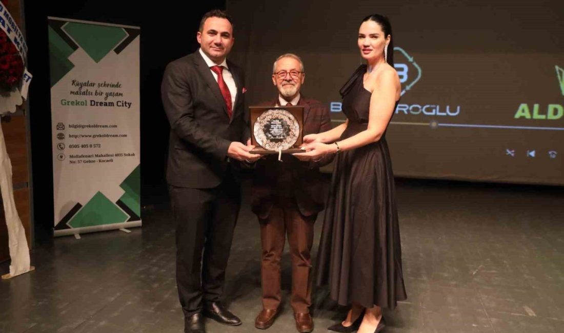 Kocaeli’de yatay mimari projesiyle yapılan evlerin lansmanında kritik uyarılarda bulunan