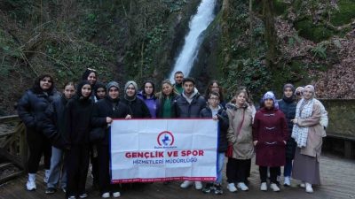 Düzce Belediyesi, amatör spor kulüplerine ve gençlik organizasyonlarına yönelik desteklerini