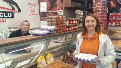 AK Partili Pazaryeri Belediye Başkanı Zekiye Tekin, CHP Genel Başkanı