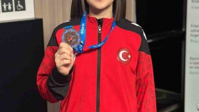 DÜZCE(İHA) – Estonya’nın başkenti Talin’de düzenlenen Avrupa Kulüpler Tekvando Şampiyonasında