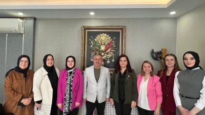 AK Parti Bilecik İl Başkanı Serkan Yıldırım, teşkilat binasında önemli