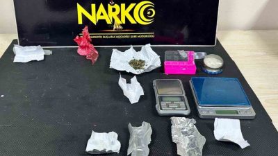 DÜZCE (İHA) – Düzce’de düzenlenen operasyonlarda 2 uyuşturucu satıcısı tutuklandı,