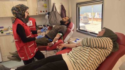 Bilecik’in Gölpazarı ilçesinde yapılan ’Kan bağışı’ organizasyonunda 80 kişi bağışta