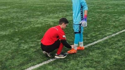 İzmit Avni Kalkavan Stadı’nda oynanan U-13 kategorisindeki Yahyakaptanspor-Kocaeli 61 FK