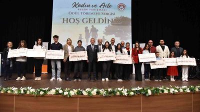 Başiskele’de ilk ve orta dereceli okul öğrencilerinin katıldığı “Kadın ve