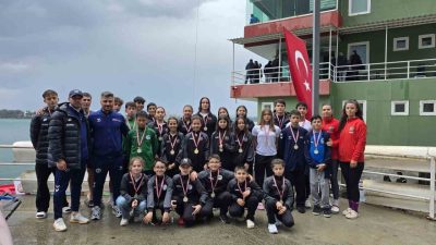 Sakarya Büyükşehir Belediyesi Kano sporcuları, Kağan Ege Baran anısına düzenlenen