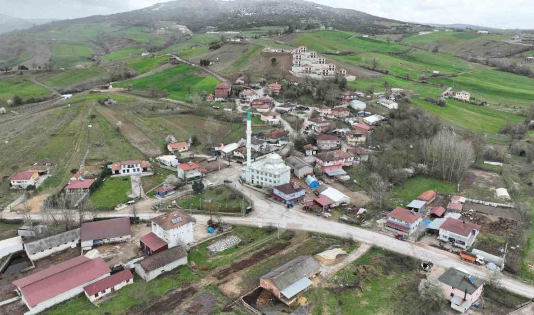 Kocaeli Büyükşehir Belediyesi tarafından Derince Karagöllü Mahallesi’nde doğalgaz müjdesi verilmesi