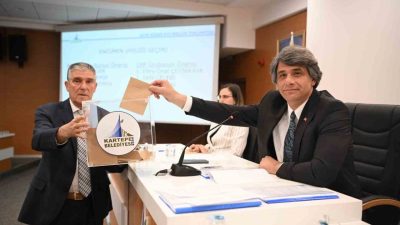 Kartepe Belediyesi nisan ayı meclis toplantısında 7 gündem maddesi görüşülerek