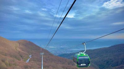 İzmit Körfezi ile Sapanca Gölü’nü aynı anda izleme imkanı sunan