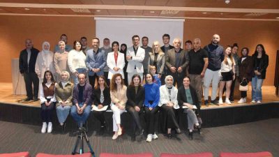 DÜZCE(İHA) – Düzce Üniversitesi Arıcılık Araştırma Geliştirme ve Uygulama Merkezi