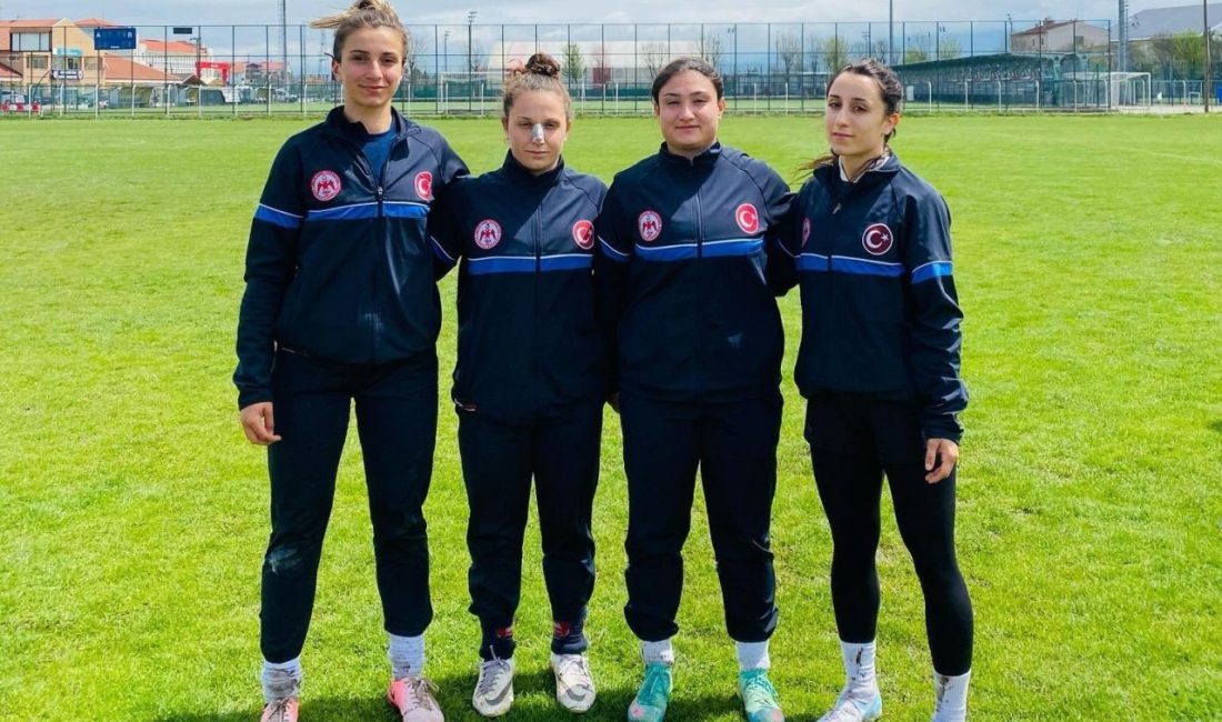 Körfezli kadın sporcular milli takım kampında Körfez Gençlerbirliği Spor Kulübü Ragbi kadın takımı oyuncuları, milli takımların