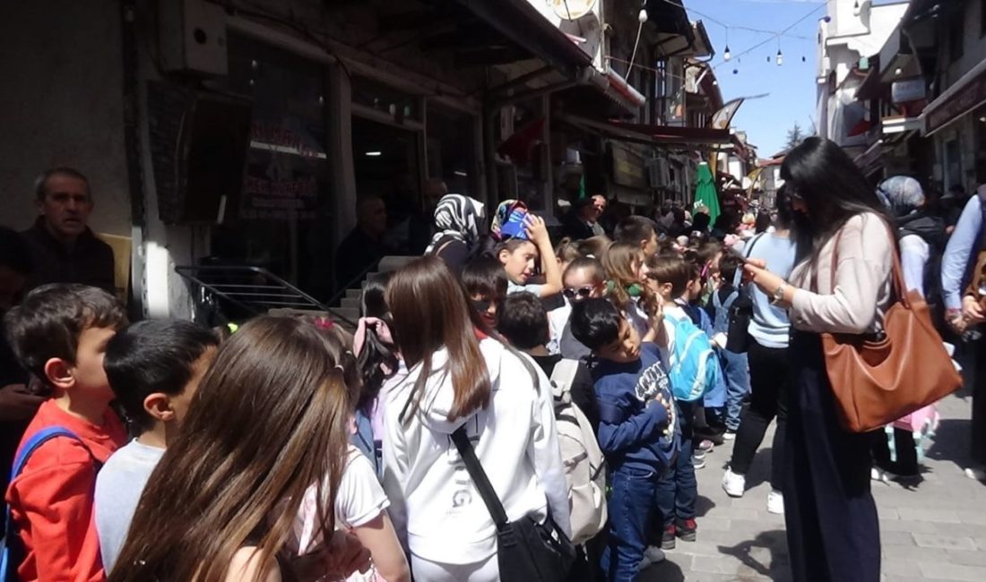 Bolu’nun Mudurnu ilçesinde yaklaşık 7 asırdır devam eden ahilik geleneği