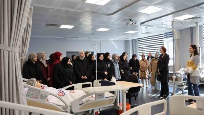 Düzce Kız Anadolu İmam Hatip Lisesi 11. sınıf öğrencileri, Düzce