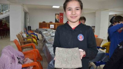 Bilecik’te 4’üncü sınıf öğretmeni Fatma Sönmez’in öğrencilerine bir anı oluşturmak