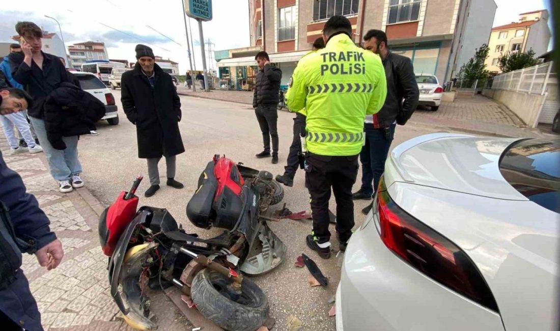 Park halindeki otomobile çarpman motosikletin sürücüsü yaralandı Bilecik’te, park halindeki otomobile çarpan motosikletin sonucu sürücüsü yaralandı. Alınan
