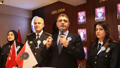 Türk Polis teşkilatının 180. yıl kutlamaları çerçevesinde Düzce Valisi Selçuk