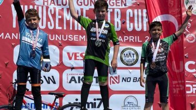 Sakarya Büyükşehir Belediyesi sporcusu Yuşa Kerim Kaba, Manisa da düzenlenen