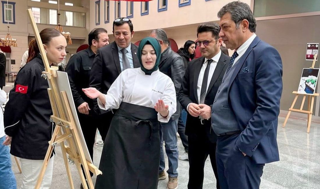 SUBÜ öğrencisinin ‘Perde Pilavı’ fotoğrafına ikincilik ödülü SUBÜ Gastronomi ve Mutfak Sanatları Bölümü öğrencisi Rabia Kübra Irmak,