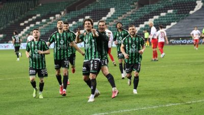 Trendyol 1. Lig’in 34. haftasında lider Kocaelispor, Yeni Malatyaspor’u 7-1