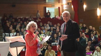 Düzce Belediyesi Ayşe Taş Sanat Akademisi’nce organize edilen Ahde Vefa