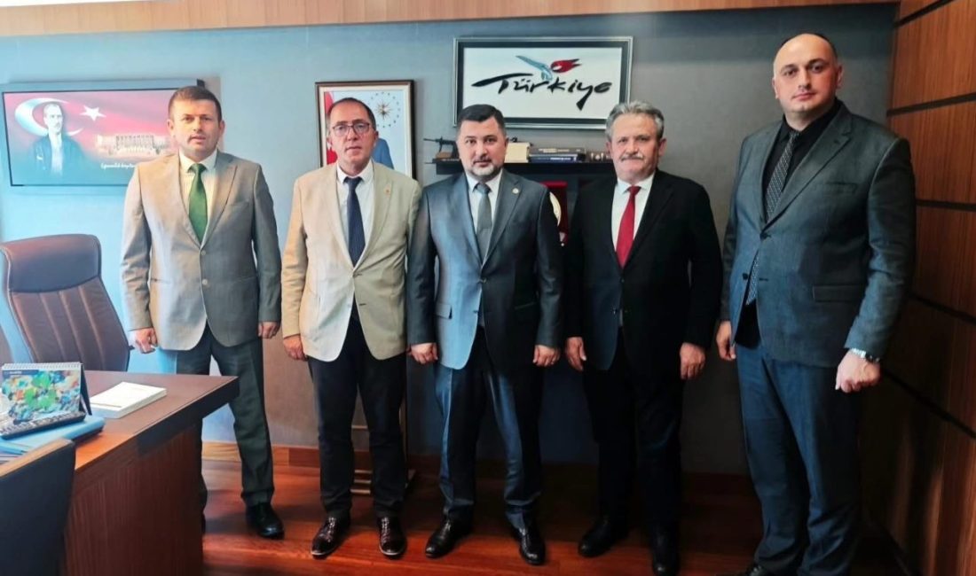 10 Mayıs’ta toplu açılışa davet ettiler MHP Düzce İl Başkanı İlhami Caboğlu ve Cumayeri Belediye Başkanı