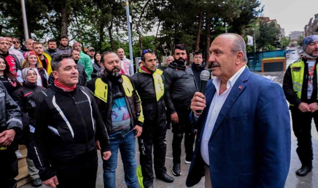 19 Mayıs kutlamaları Taşköprü’de renkli görüntülerle başladı Türk bayrağını 19 Mayıs Atatürk’ü Anma Gençlik ve Spor Bayramı’nda