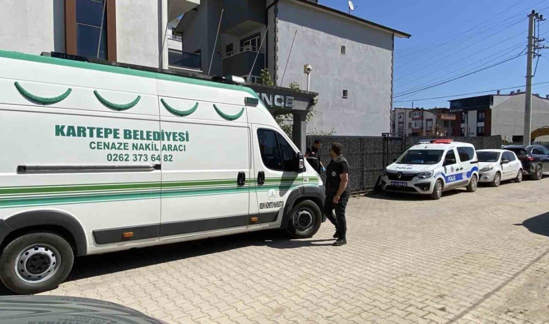 37 yaşındaki kadın sabah servise binmeyince acı gerçek ortaya çıktı Kocaeli’nin Kartepe ilçesinde servis şoförü, işe götürdüğü kadına ulaşamayınca durum