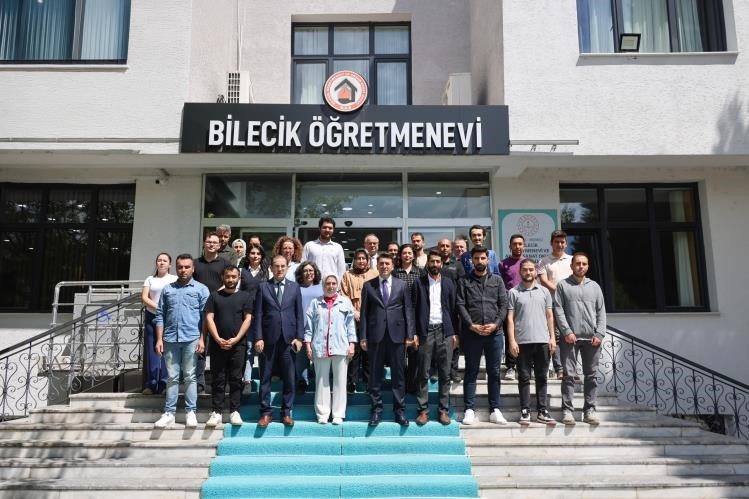 40 kamu personeline 36 saatlik eğitim veriliyor Bilecik’te yapay zekayla ilgili 40 kamu personeline 36 saatlik eğitim