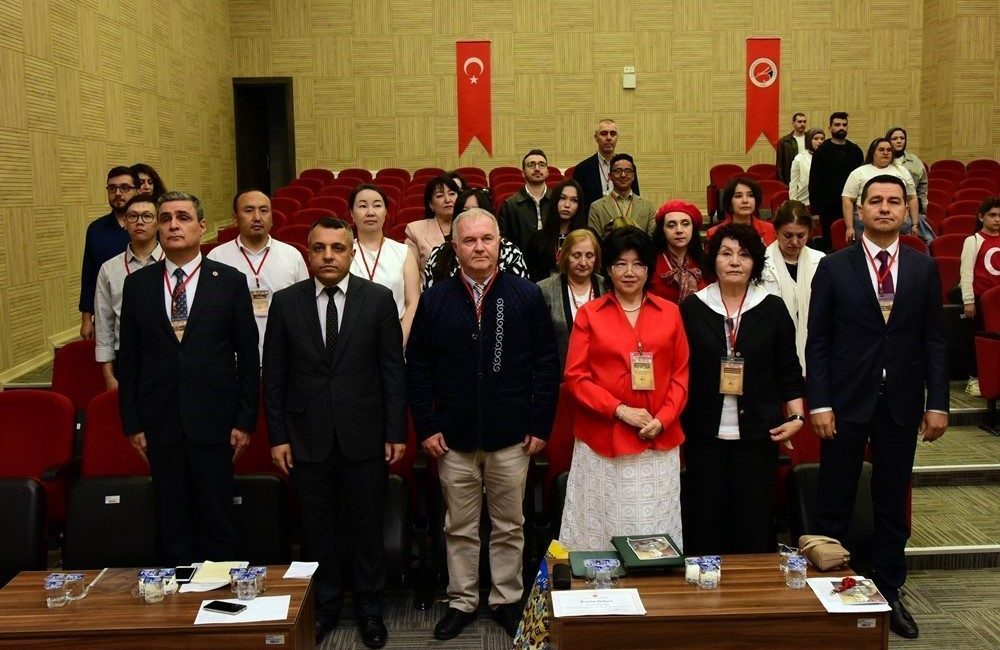 Abay ve Türk dünyasının dili, edebiyatı ve kültürü Kastamonu’da buluştu Türk dünyasının ortak sesi, Kazak Türkü şair, besteci ve filozof